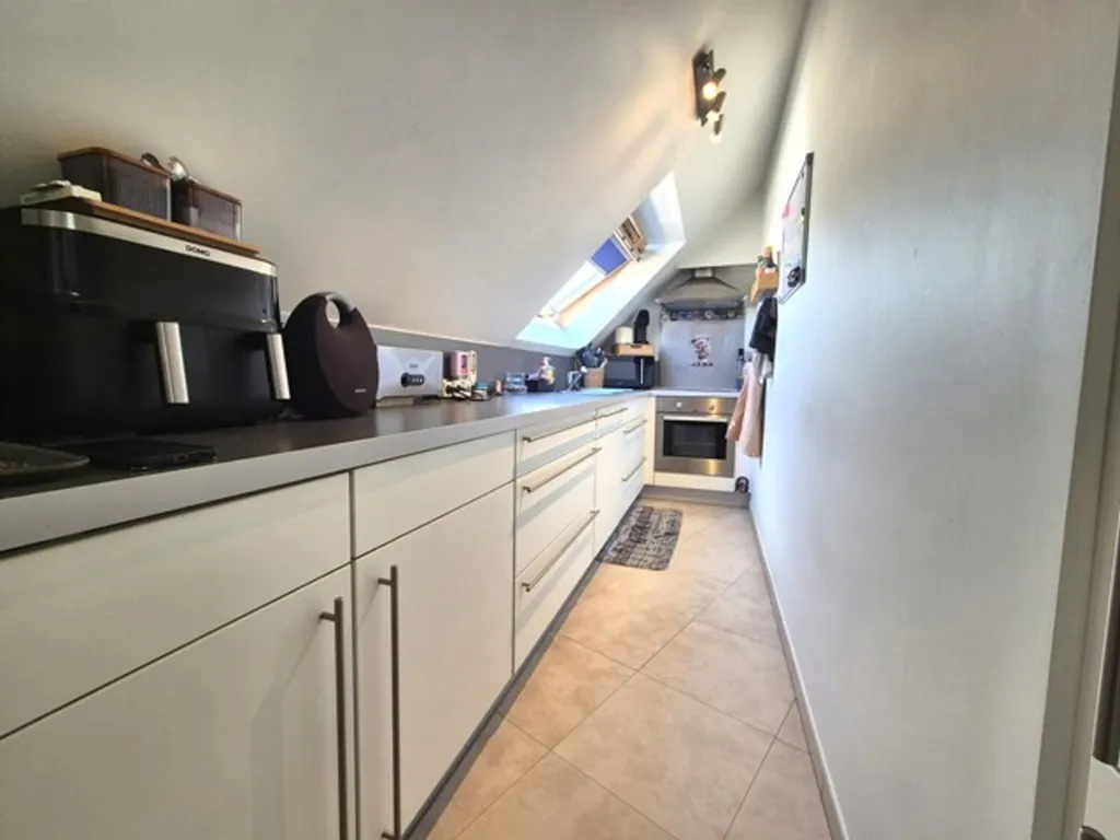 Cucina - Apartment with Terrace in Charleroi Mont-Sur-Marchienne