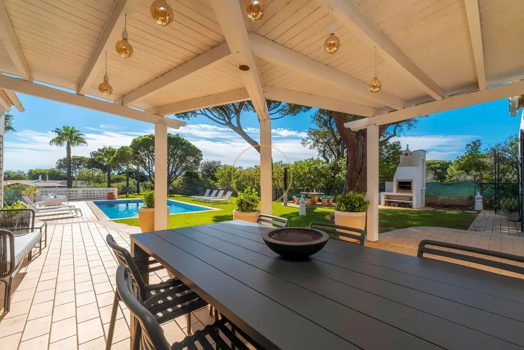 Terrass - Luxury Villa with Pool in Quarteira