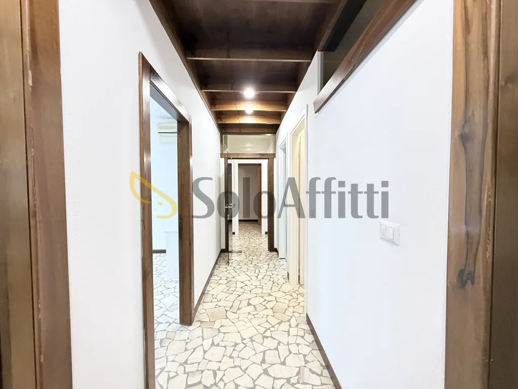 Esik - Spacious Apartment with Balcony in Forlì Centre