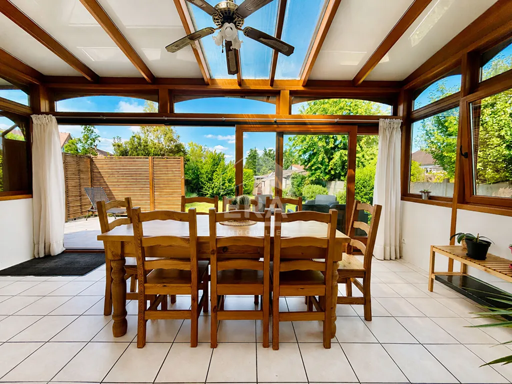 Salle à manger - Maison Rénovée avec Isolation Extérieure à Lardy