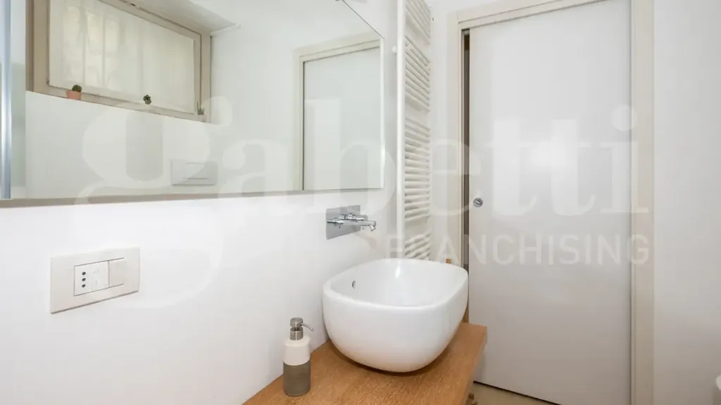 Salles de bain - Open Space Bilocale with Garden in Monza Centre