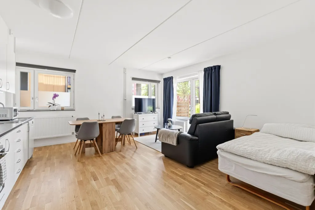 Soggiorno - Modern Studio with Balcony in Jönköping