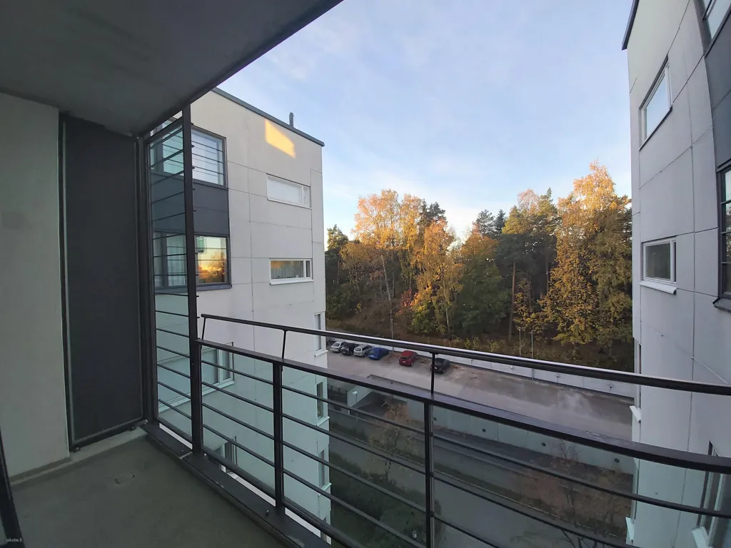 Balcon - Apartment with Sauna in Pitäjänmäki, Helsinki