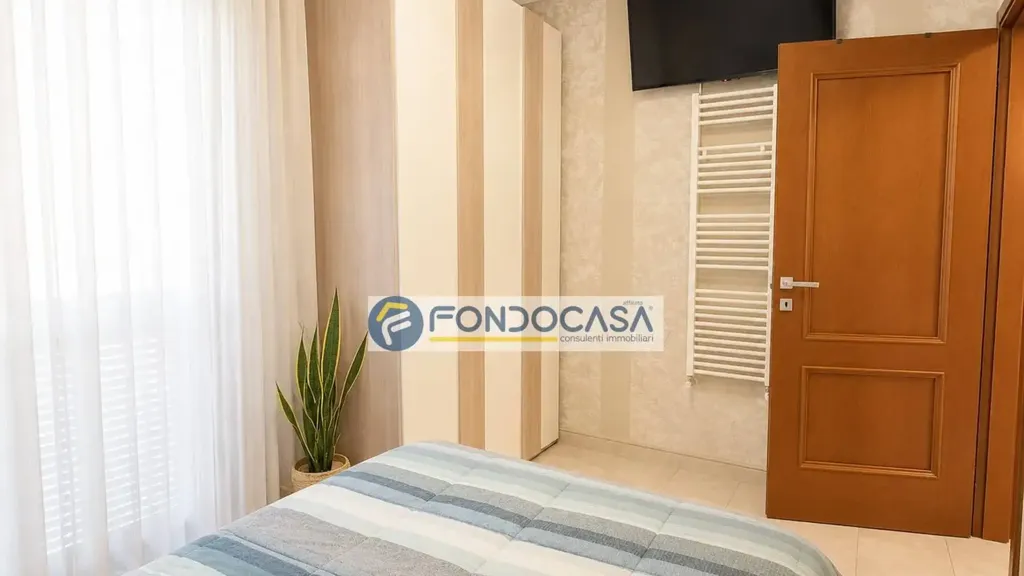 Magamistoad - Terraced Villa with Veranda in Carrara