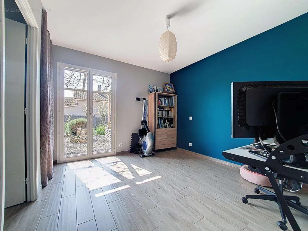 Bureau - Maison contemporaine avec piscine à Mions