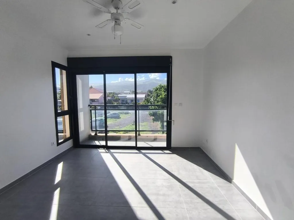 Rooms - House with Sea View in Manapany Les Bains