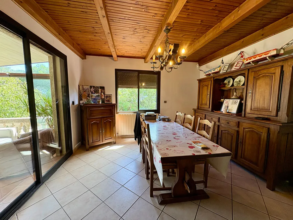 Salle à manger - Maison avec Piscine et Vue Mer à Sète