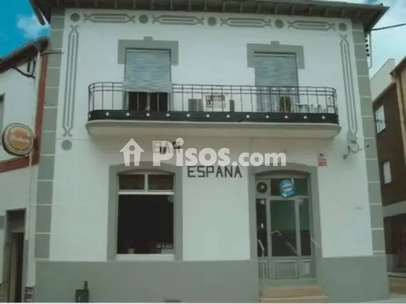 Extérieur - Rustic Building with Multiple Facades in Lumbrales