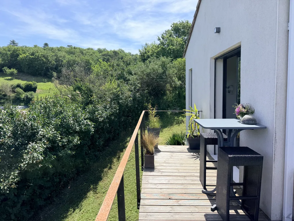 Terrace - Contemporary House with Panoramic View in Green Setting