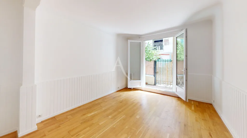 Rooms - Charming Parisian Flat with Terrace on Butte Bergeyre