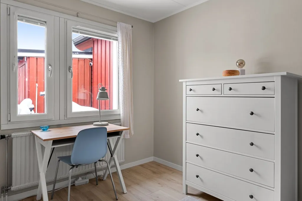 Kabinet - Apartment with Balcony in Öringe