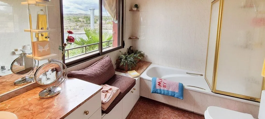 Salles de bain - Luxury Villa with Pool in Elche, Valencia