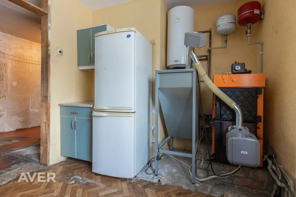 Cucina - Spacious 4-Bedroom Flat with Terrace in Rembate