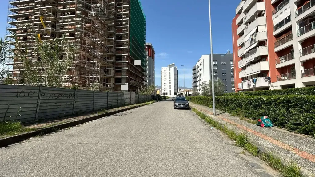 Extérieur - Newly Constructed Apartment with Garage in Cosenza