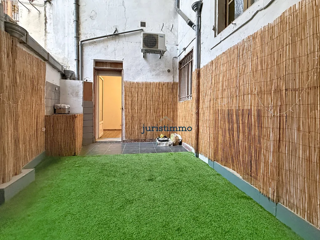 Aed - Haussmannian Apartment with Covered Terrace in Orange
