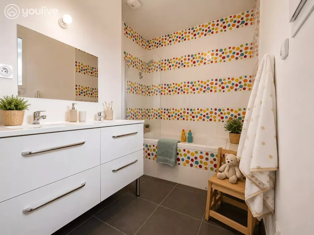 Salles de bain - Maison 6 pièces à Briollay