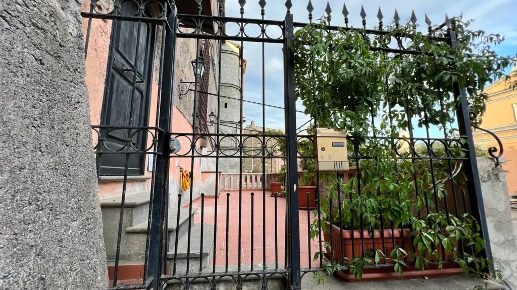 Aed - Noble Apartment in Historic Castle, Morlupo