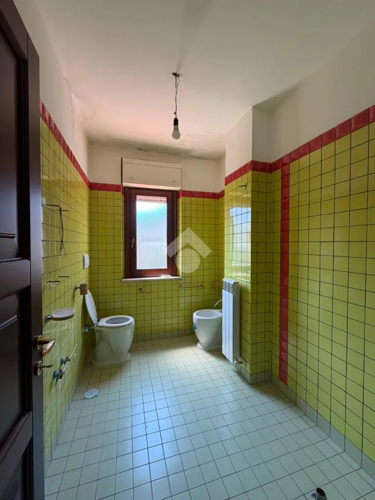 Vannitoad - Spacious Apartment with Balconies in Farina