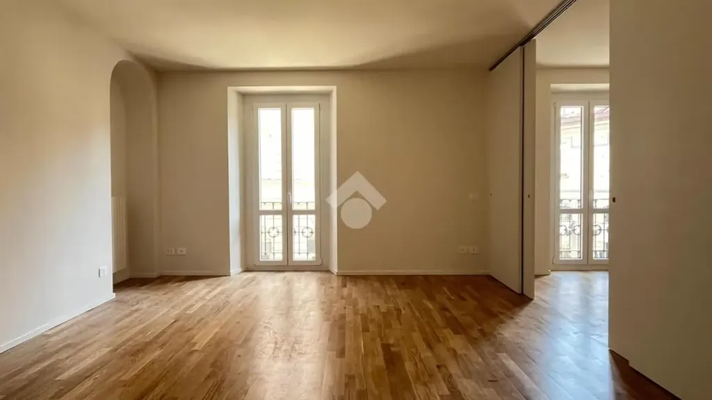 Toad - Rustic Flat with Balcony in Milan