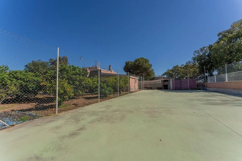 Välivaade - Chalet with Pool in El Altet