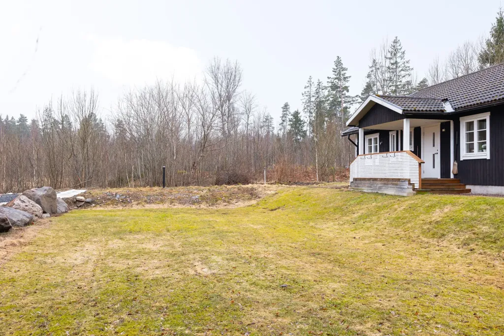 Extérieur - One-Storey Villa with Garden in Valö
