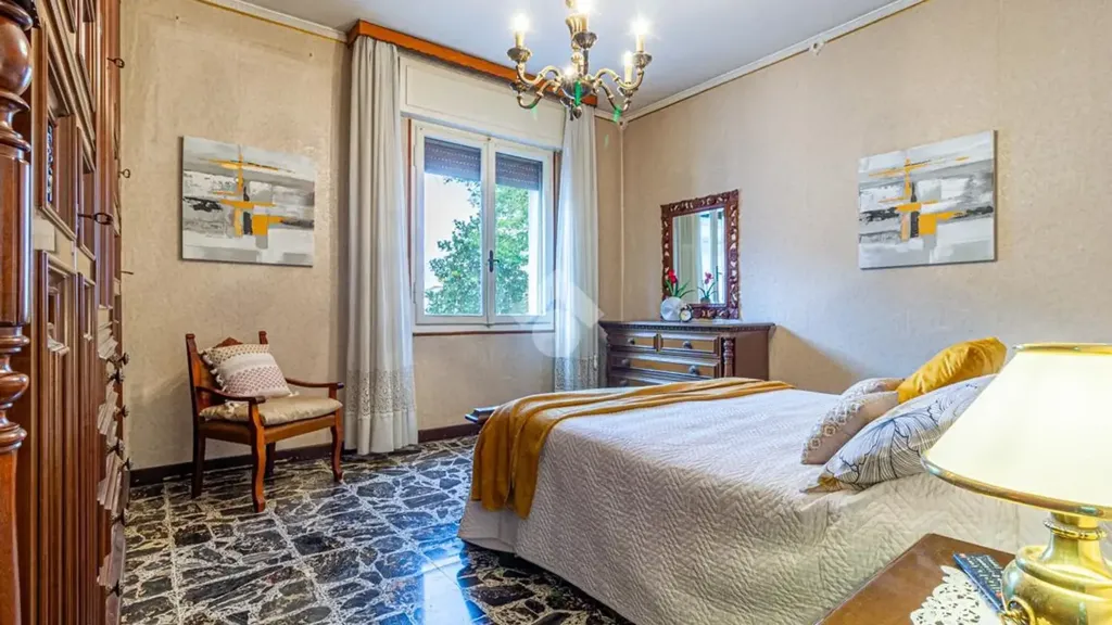 Magamistoad - Independent House with Workshop in Cento