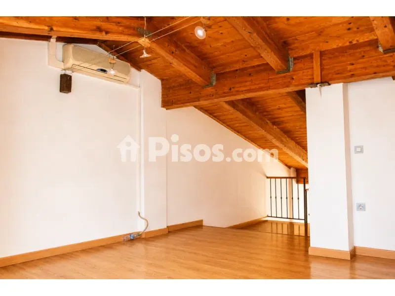 Pièces - Bright Duplex Apartment with Terrace in San Pablo