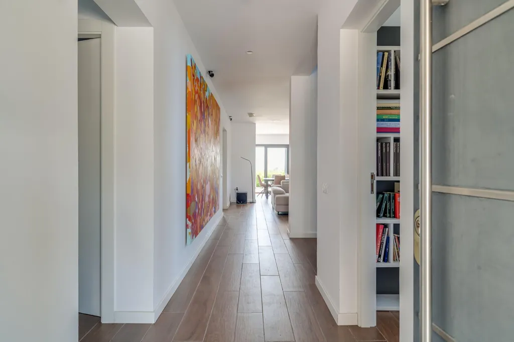 Esik - Luxury Villa with Spa in Olesa de Bonesvalls