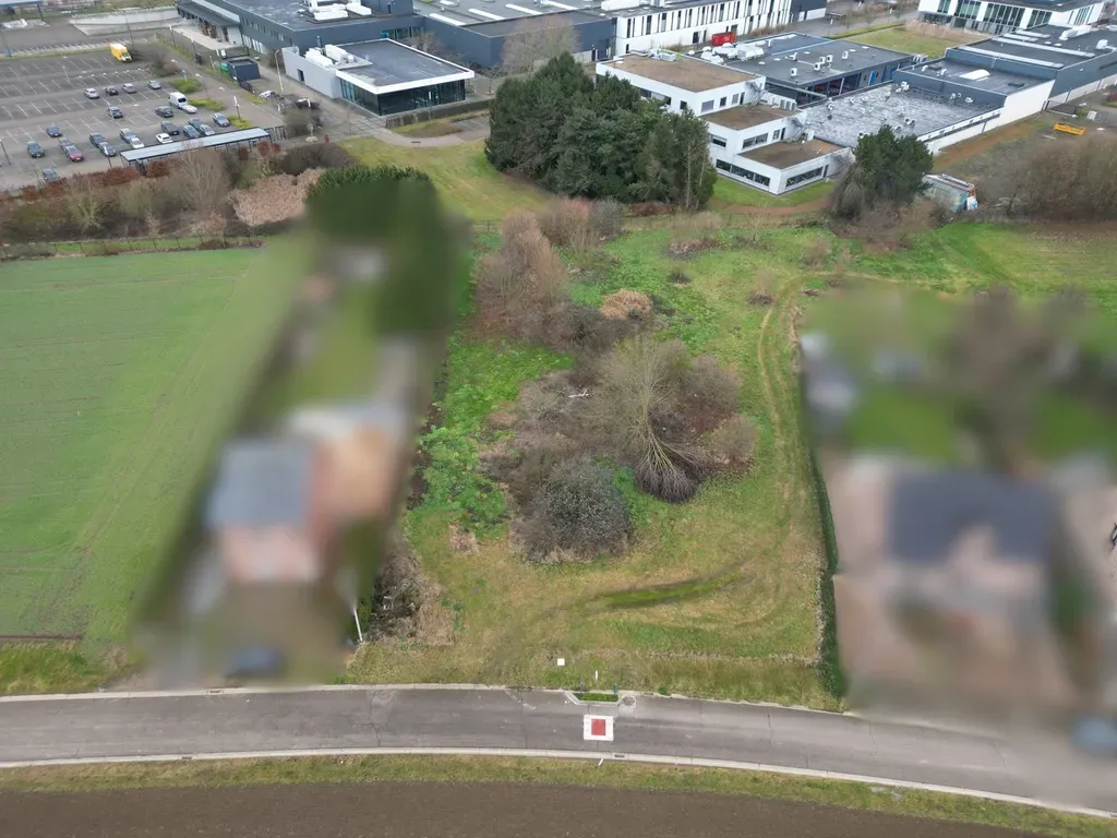 Vue aérienne - Terrain à Bâtir avec Voies de Communication à Sint-Truiden