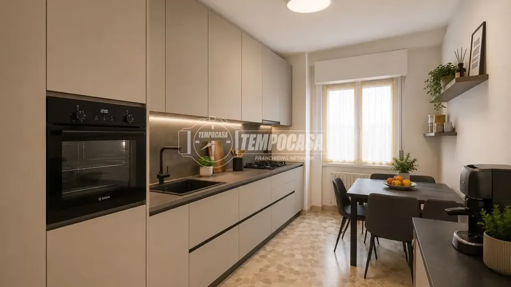 Cuisine - Rear-Accessed 2-Bedroom Flat in Milan