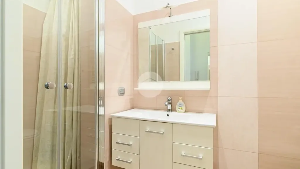 Salles de bain - Apartment with Terrace in Balduina, Rome