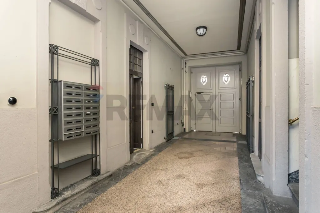 Ingresso - Penthouse with Terrace in Bergamo Central