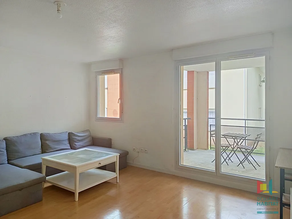Séjour - Appartement rez-de-chaussée avec terrasse à Villeneuve-sur-Lot