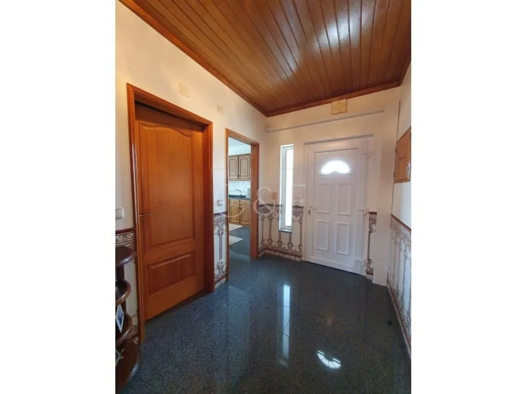 Esik - Luxury House with Garden in Seixal