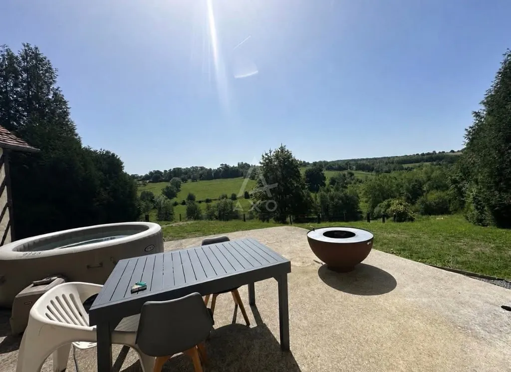 Terrasse - Renovated House with Panoramic View in Pays d’Auge