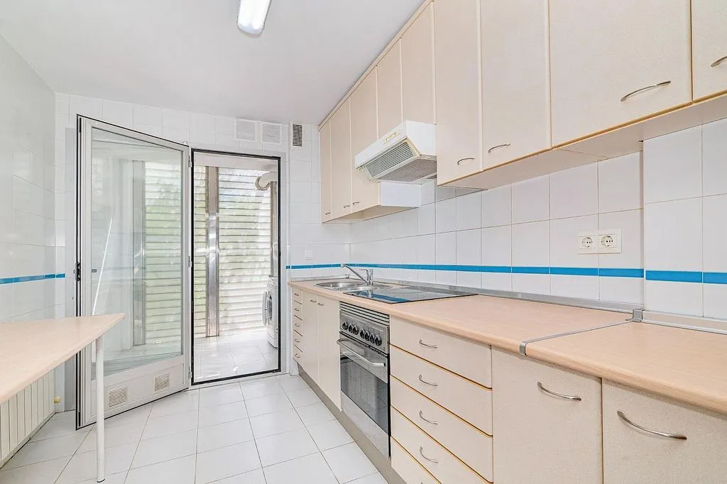 Cuisine - Apartment with Terrace in Albayda, Granada