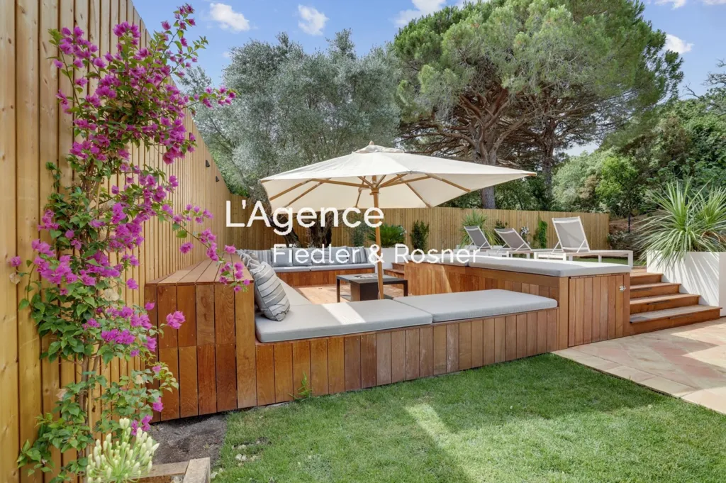 Jardin - Villa Rénovée avec Piscine Chauffée à Ramatuelle