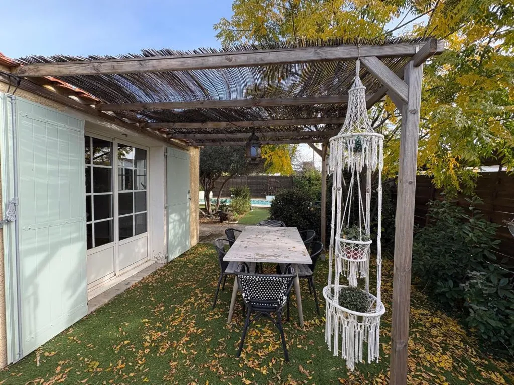 Terrass - Piscine Villa with Garden in Adissan