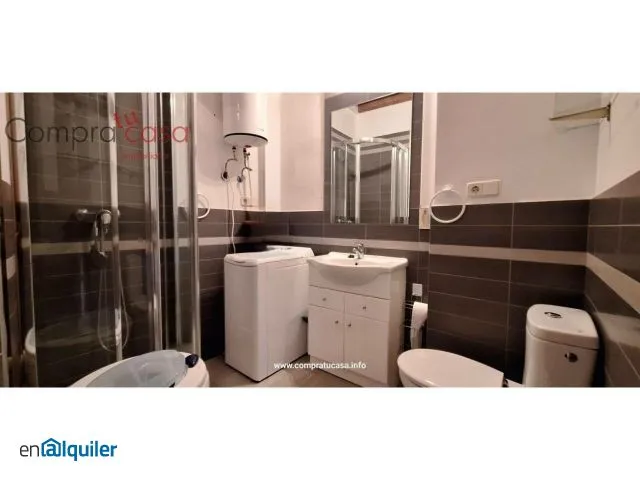 Salles de bain - Studio with Balcony in Cervantes Centre