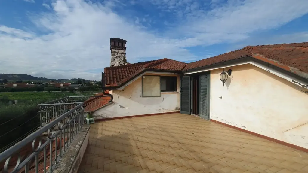 Terrasse - Apartment with Panoramic Terrace in Fiano Romano