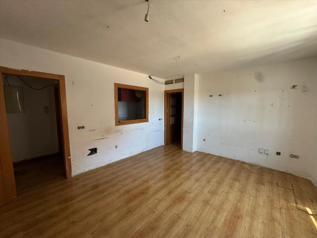 Rooms - Apartment with Garage and Lift in Vícar