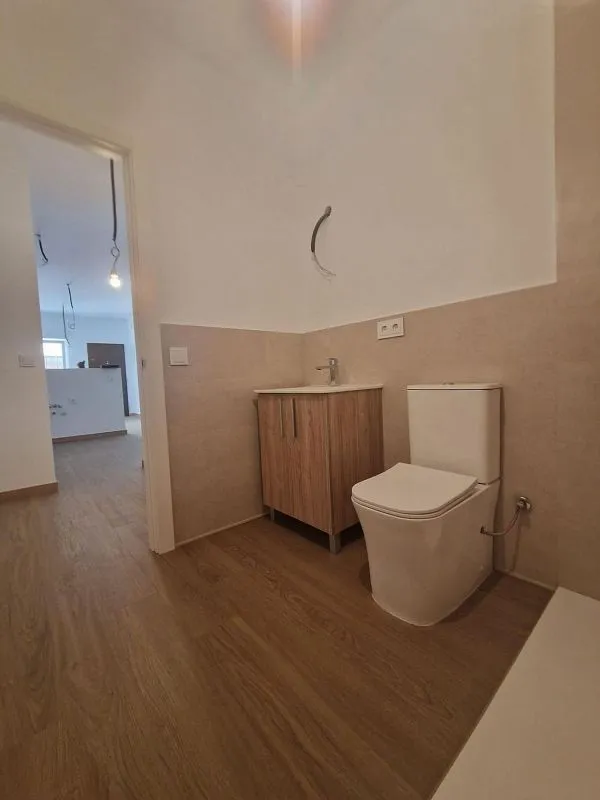 Salles de bain - Ground Floor Flat with Light in Puerto Real Centre