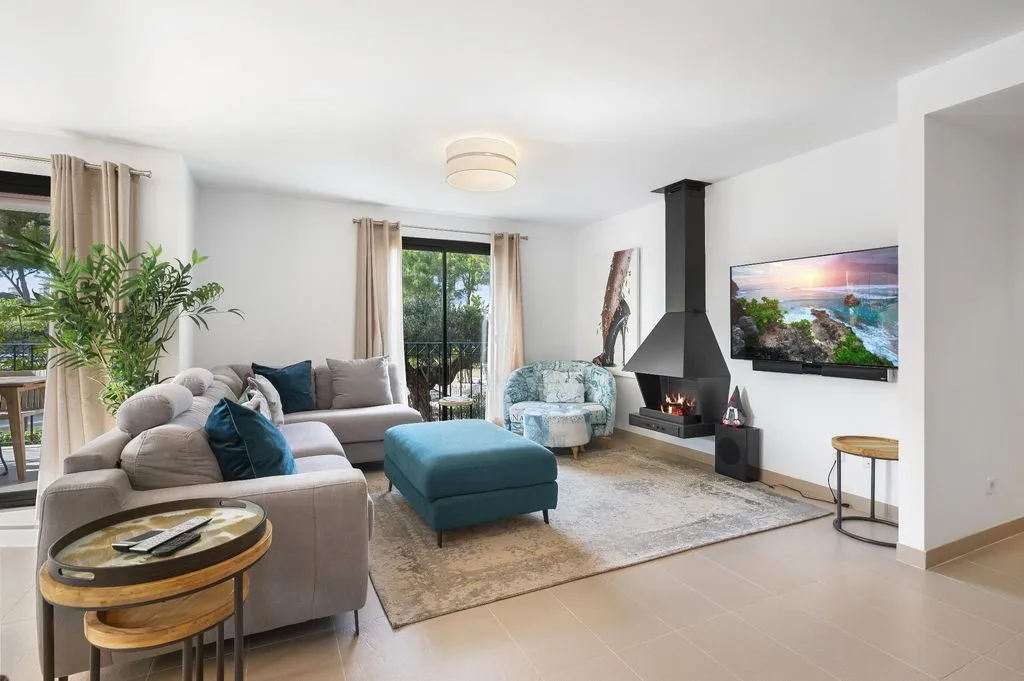 Living Room - Luxury Ground Floor Flat with Garden in Camp de Mar