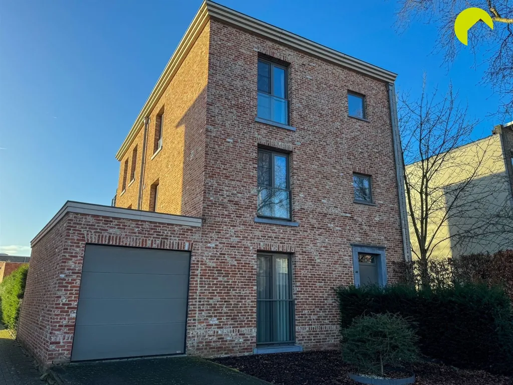 Esterno - Two-Bedroom Apartment with Terrace in Boechout