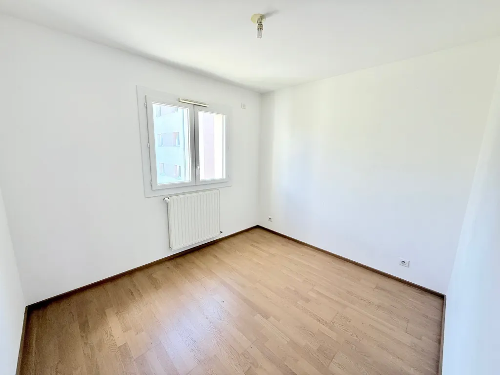 Pièces - Appartement T3 avec Balcon et Garage à Ferney-Voltaire
