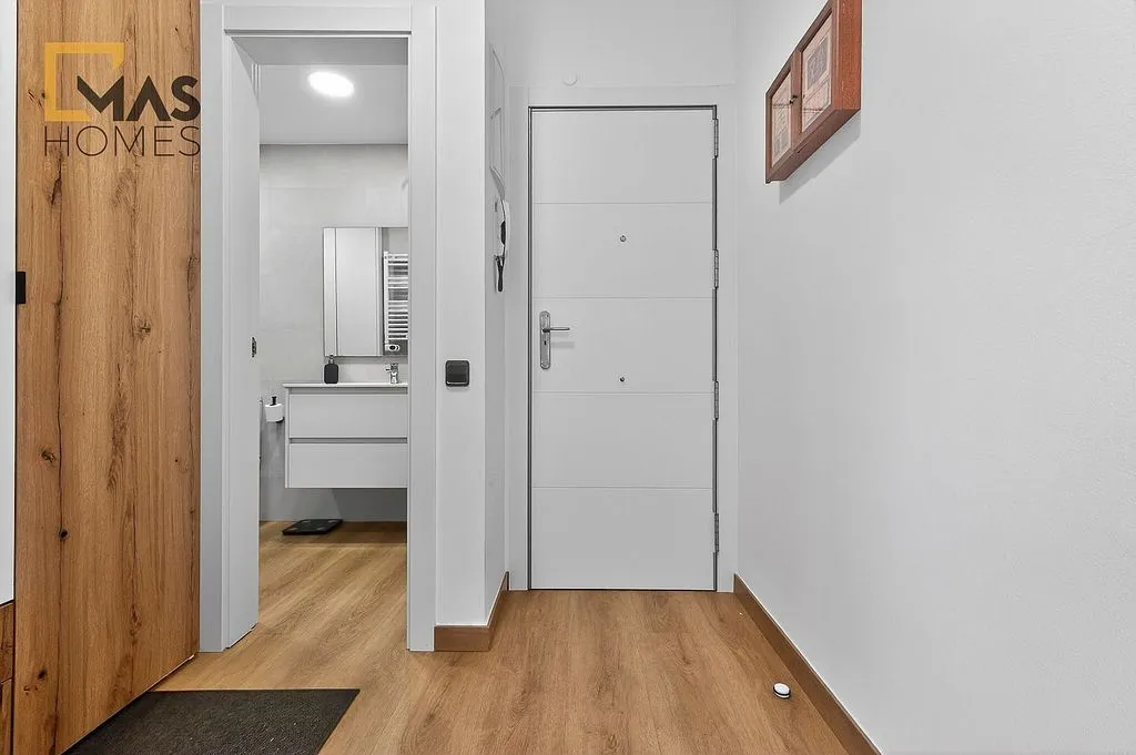 hallway_entrance