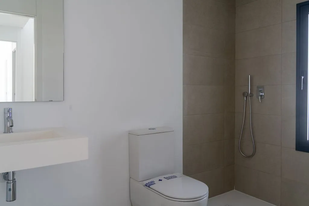 Bagni - Contemporary Villa with Pool in Serene Atalaya