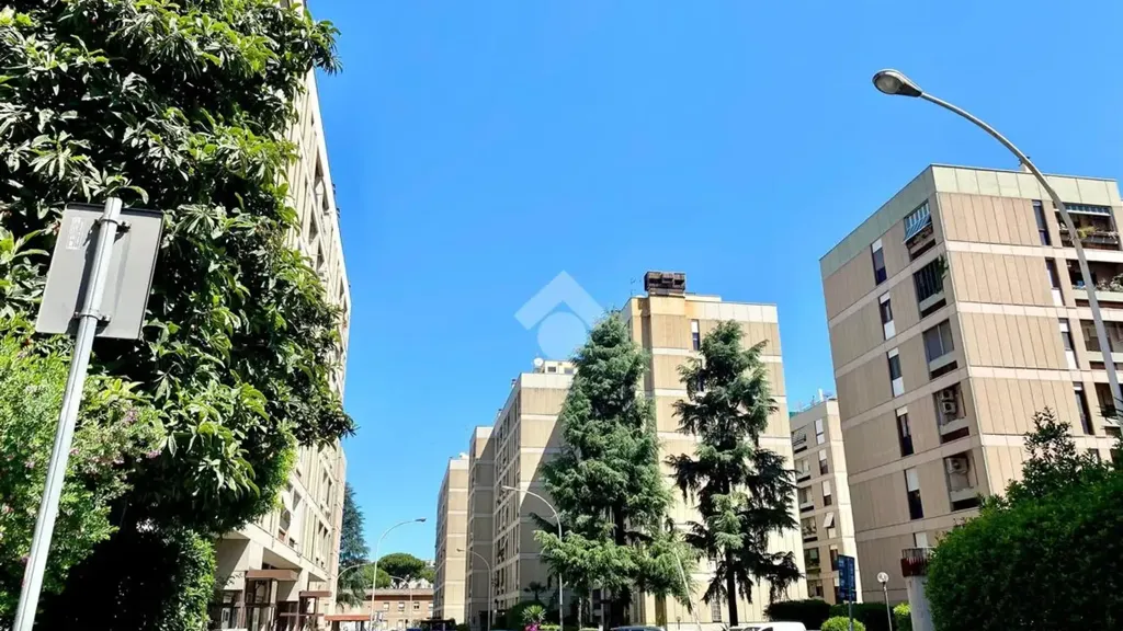 Esterno - Bright Triplex with Balcony in Rome