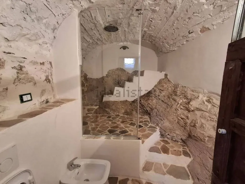 Vannitoad - Restored Apartment in Historic Centre, Cipressa