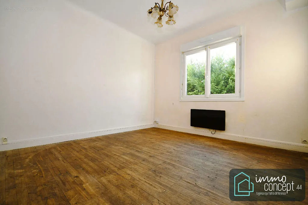 Rooms - Detached House with Garden in Bouaye